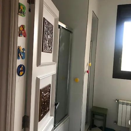 Casa En Bouzas Con Piscina Y Proxima A La Playa