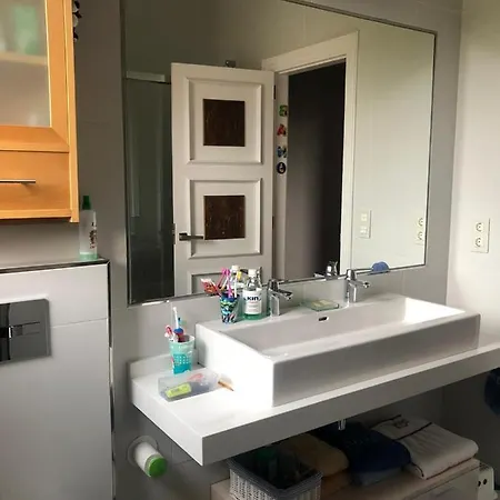 Casa En Bouzas Con Piscina Y Proxima A La Playa Vigo