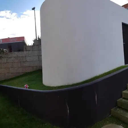 Casa En Bouzas Con Piscina Y Proxima A La Playa Vigo