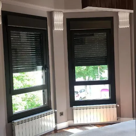 Casa En Bouzas Con Piscina Y Proxima A La Playa Holiday home Vigo