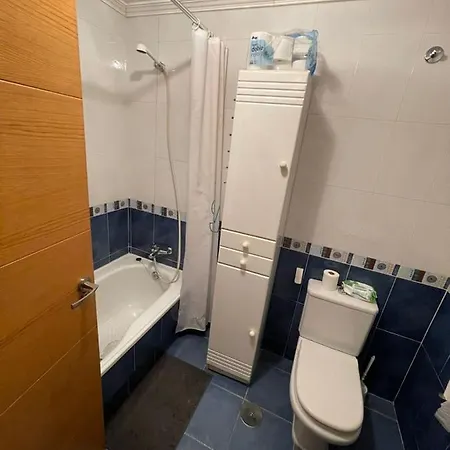 Casa En Bouzas Con Piscina Y Proxima A La Playa Holiday home