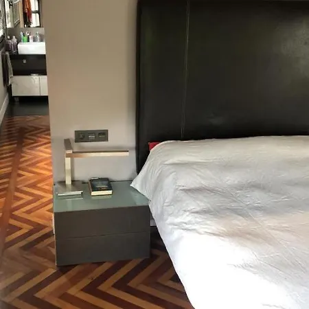 Casa En Bouzas Con Piscina Y Proxima A La Playa